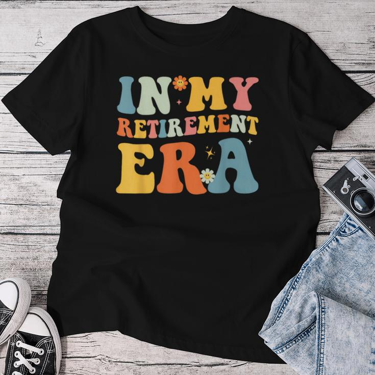 Retro Groovy In My Retirement Era Teacher Retired 2024 Women T-shirt Unique Gifts