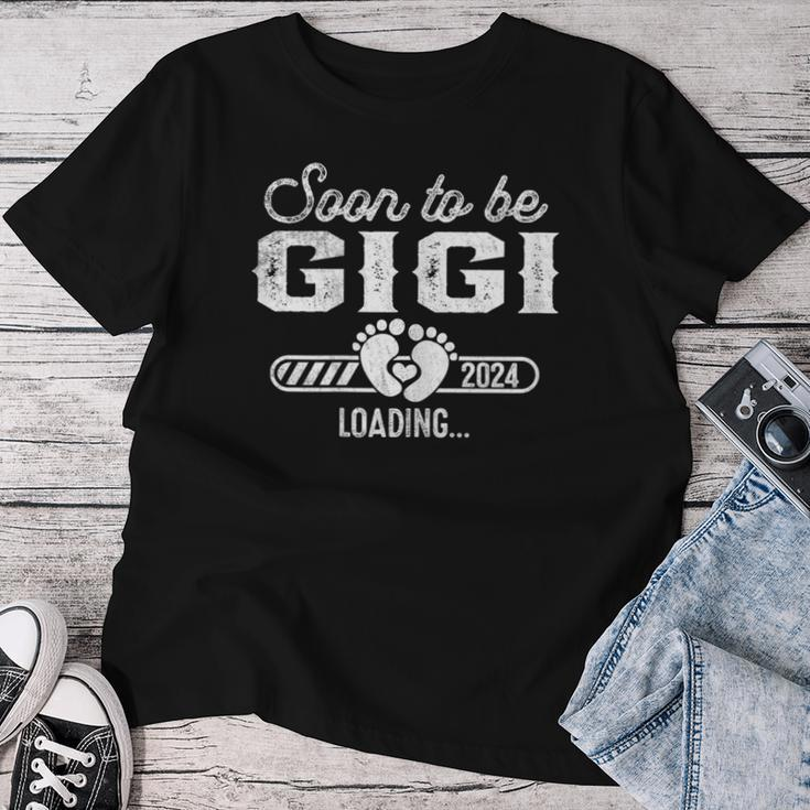 Soon To Be Gigi 2024 Loading Pregnancy Announcement Women T-shirt Funny Gifts