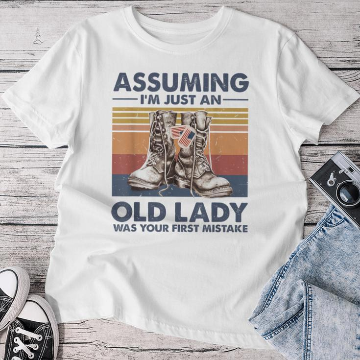 Assuming I'm Just An Old Lady Vintage Veteran Boots Women T-shirt Funny Gifts