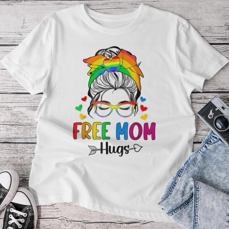 Free Mom Hugs Messy Bun Rainbow Gay Trans Pride Mother Day Women T-shirt Funny Gifts