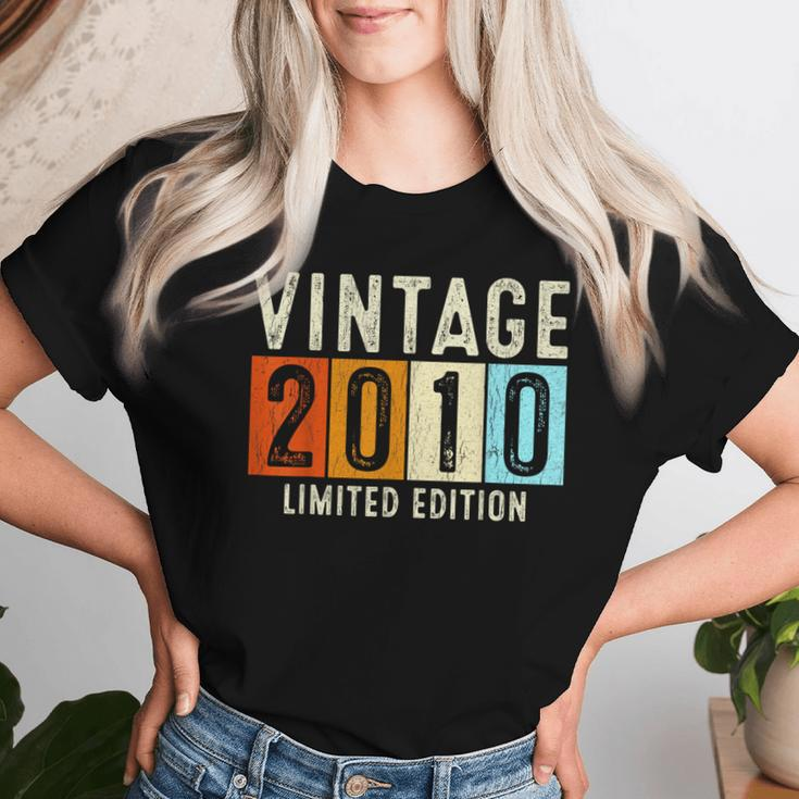 14Th Birthday For 14 Years Old Vintage 2010 Women T-shirt Gifts for Her