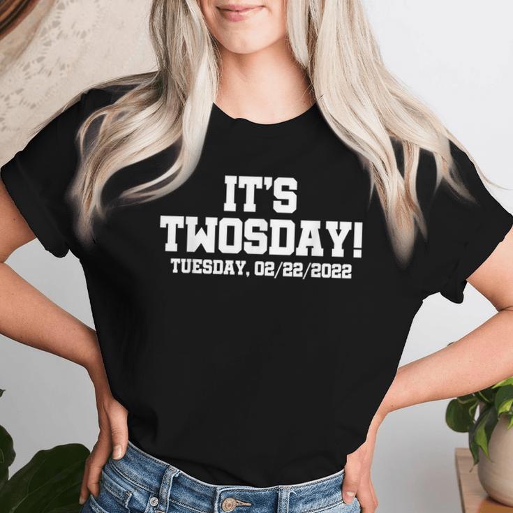 2S Day Tuesday February 22Nd 2022 22222 Teacher Women T-shirt Gifts for Her