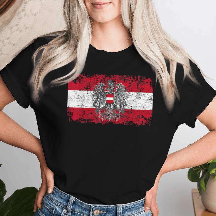 Austrian Flag For And Women T-shirt Frauen Geschenke für Sie