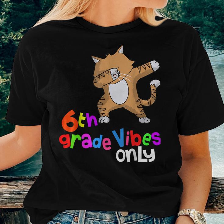 Back To School 6Th Grade Dabbing Cat 1St Day Women T-shirt Gifts for Her