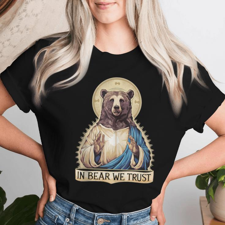 In Bear We Trust I Choose The Bear 2024 Trending Men Women T-shirt Gifts for Her