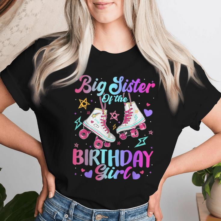Big Sister Of The Birthday Girl Rolling Skate Family Party Women T-shirt Gifts for Her