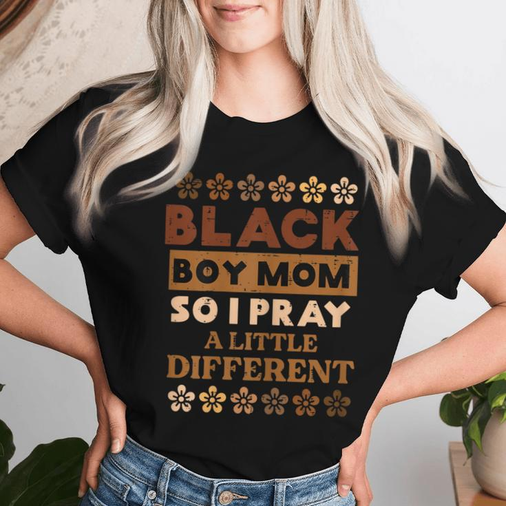 Black Boy Pray Little Different History Month Mama Mom Women T-shirt Gifts for Her
