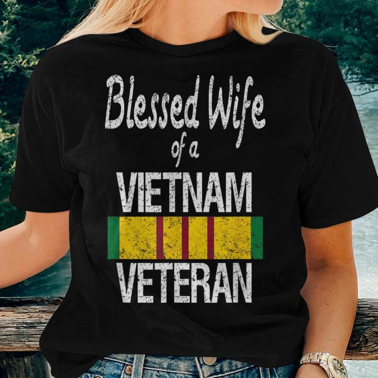 Blessed Wife Of A Vietnam Veteran Military Family Women T-shirt Gifts for Her