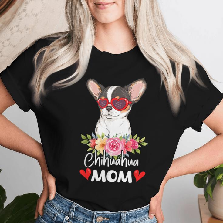 Chihuahua Mom Mama Sunglasses Flower Dog Lover Owner Womens Women T-shirt Gifts for Her