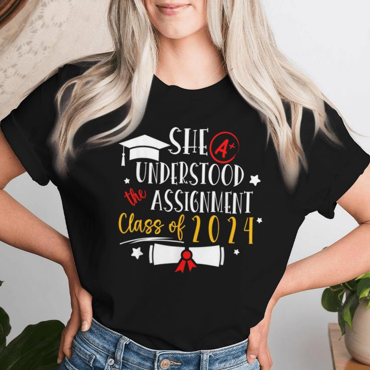 Class Of 2024 Graduation She Understood Assignment Kid Women T-shirt Gifts for Her