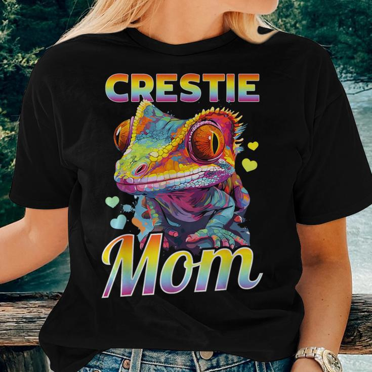 Crested Gecko Reptile Crestie Mom Women T-shirt Gifts for Her