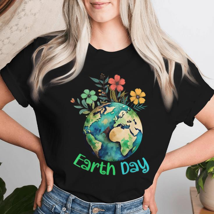 Cute Earth With Floral Earth Day Happy Earth Day 2024 Women T-shirt Gifts for Her