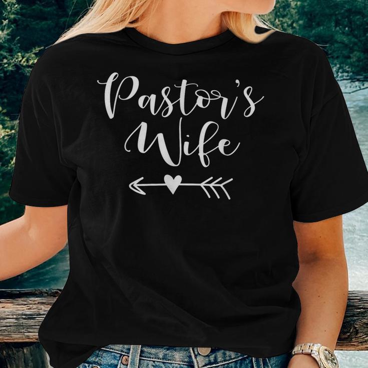 Cute Pastor's Wife Appreciation Heart And Arrow Women T-shirt Gifts for Her