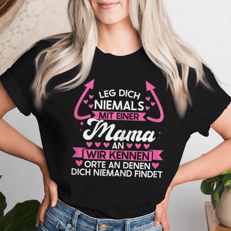 Damen Leg Dich Niemals Mit Einer Mama Und Mutter Familie T-shirt Frauen Geschenke für Sie