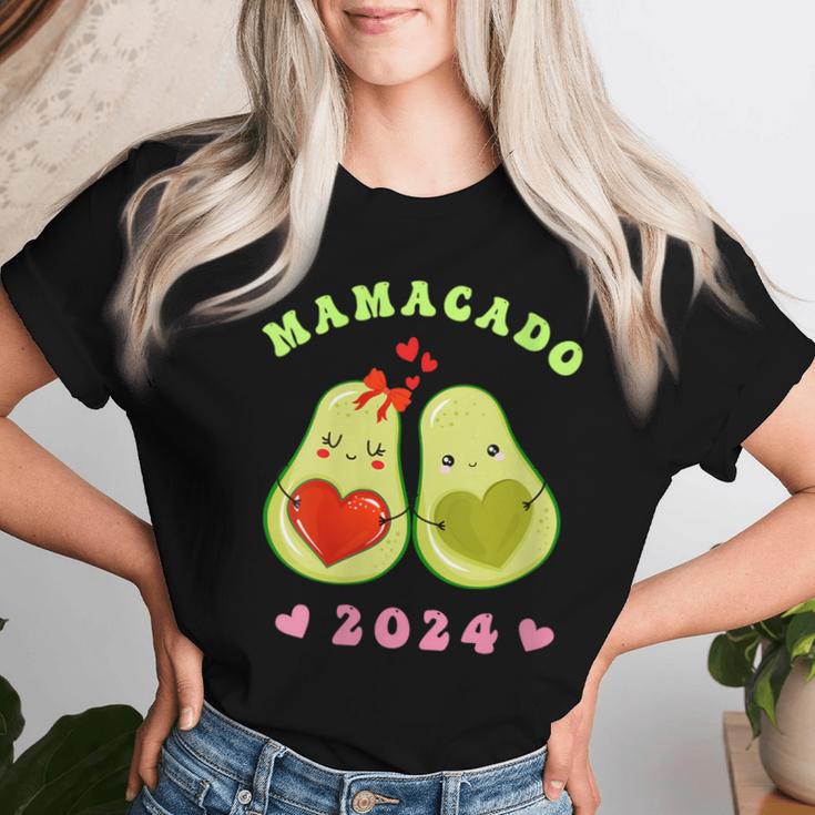 Damen Lustige Mamacado Für Mama 2024 Schwangerschafterkünden Mit-Ausschnitt T-shirt Frauen Geschenke für Sie