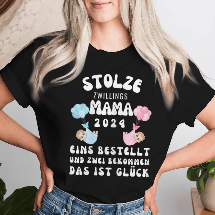 Damen Mamaon Zwillingen 2024 Spruch Stolze Zwillingsmama 2024 T-shirt Frauen Geschenke für Sie