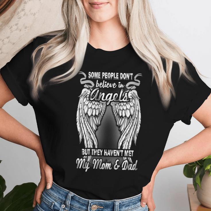 Damen Manche Menschen Glauben Nicht An Angel Sie Haben Mama Papa Nicht Getroffen Mit-Ausschnitt T-shirt Frauen Geschenke für Sie