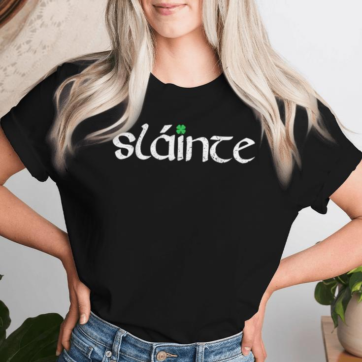Drinking Slainte Cheers Good Health Ireland Irish Women T-shirt Gifts for Her