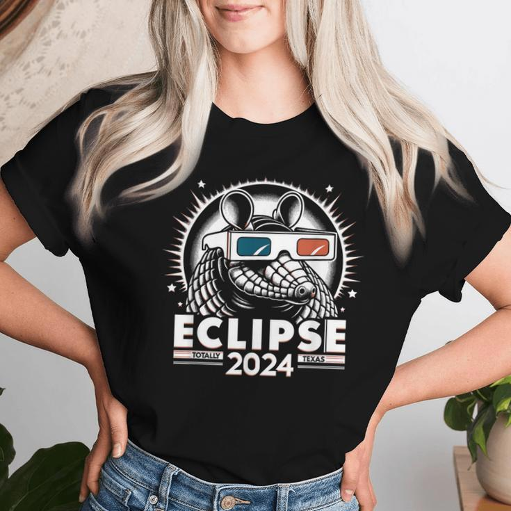 Eclipse 2024 Totally Texas Armadillo Eclipse Women T-shirt Gifts for Her