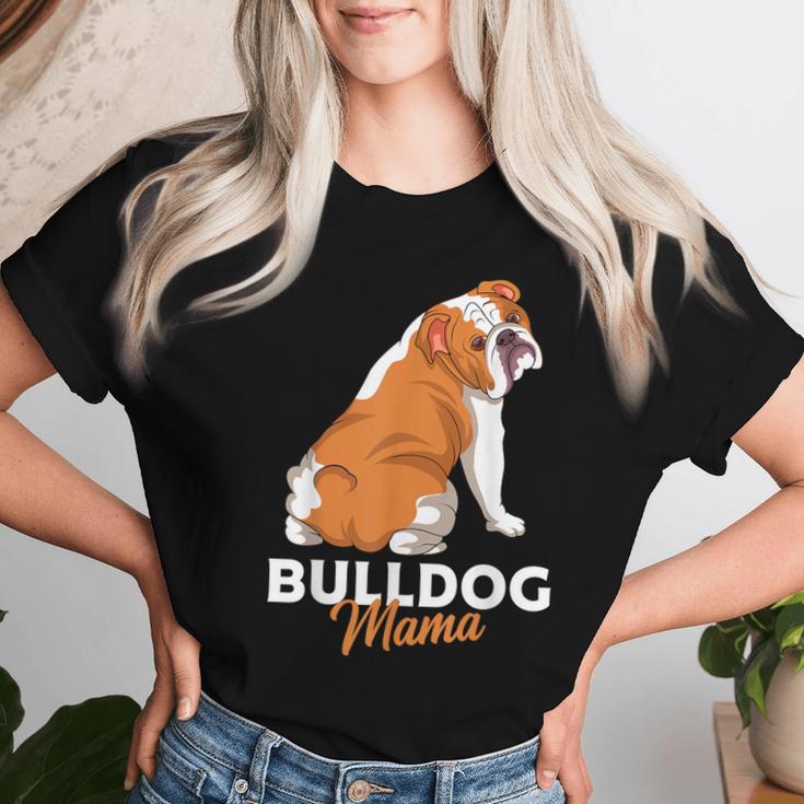 English Bulldog Dogs Mum Woman T-shirt Frauen Geschenke für Sie