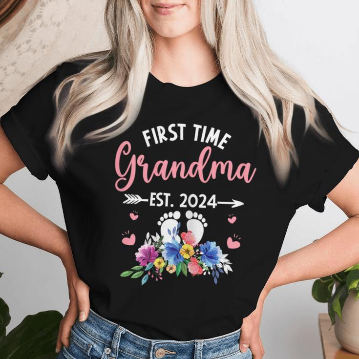First Time Grandma Est 2024 Mother's Day Grandmother Women T-shirt Gifts for Her