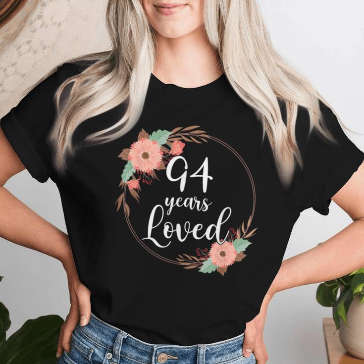 Floral Loved 94 Year Old 94Rd Birthday Mom Grandma Women T-shirt Gifts for Her