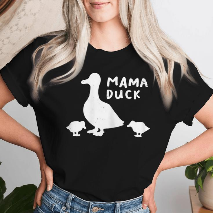 Mama Duck MotherI Duckling Babies Mom Of 2 Women T-shirt Gifts for Her