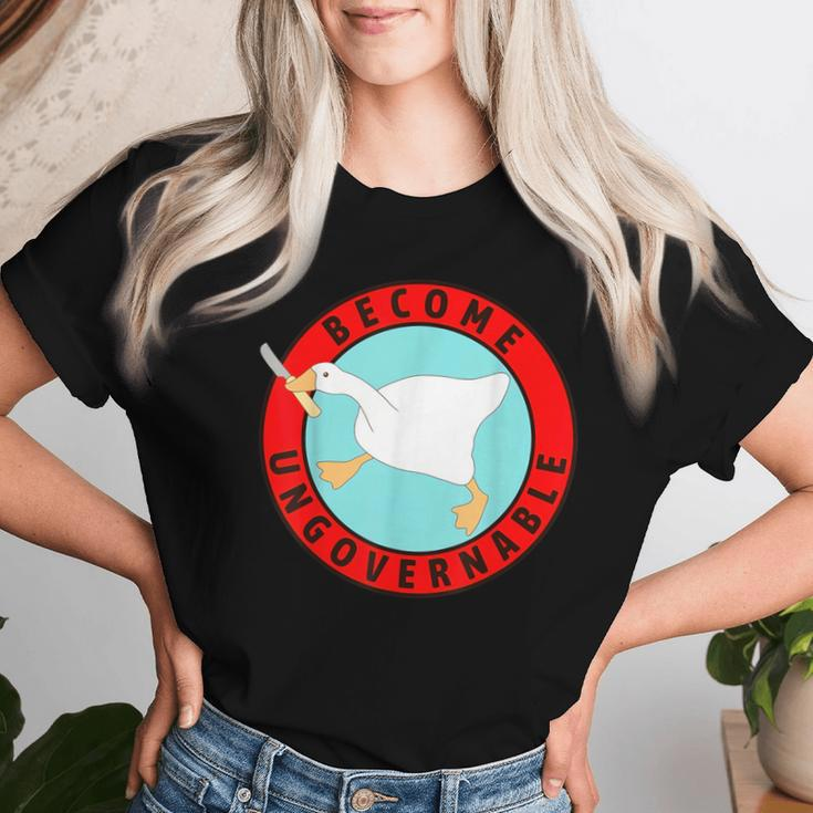 Silly Goose Become Ungovernable Sarcastic Goose Meme Women T-shirt Gifts for Her