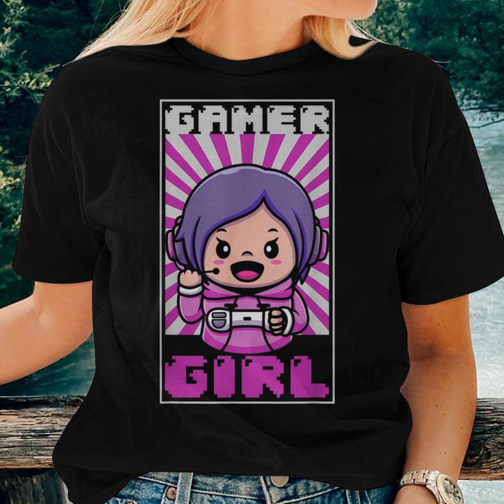 Gamer Girl Playing Video Games Anime Gaming Women T-shirt Gifts for Her