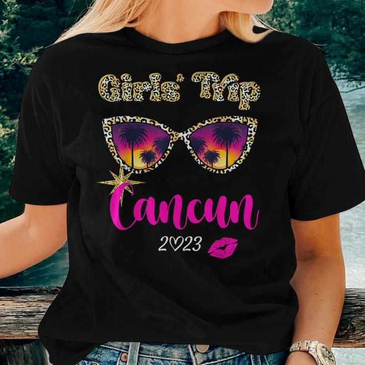 Girls Trip Cancun 2023 Vacation For Weekend Birthday Women T-shirt Gifts for Her