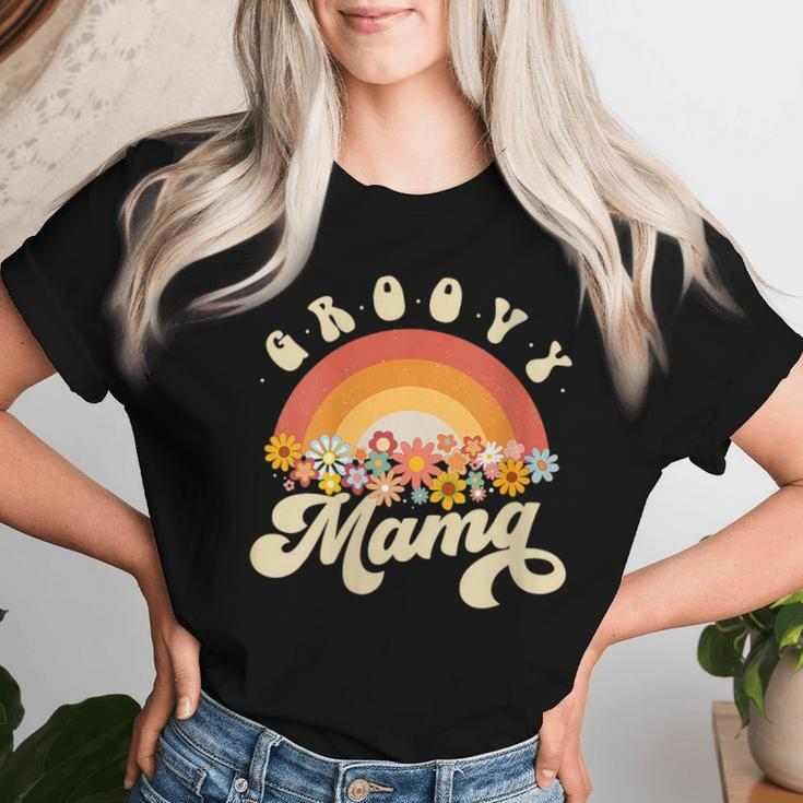 Groovy Mama Retro Rainbow Colorful Flowers Mom Women T-shirt Gifts for Her