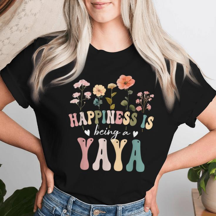 Happiness Is Being A Yaya Floral Yaya Mother's Day Women T-shirt Gifts for Her