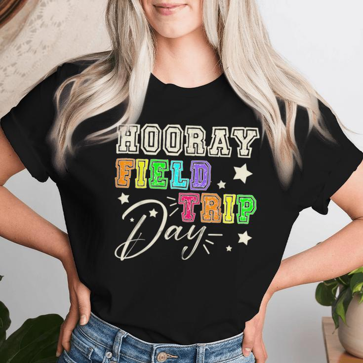 Hooray School Field Day Trip 2024 Teacher Student Cute Women T-shirt Gifts for Her
