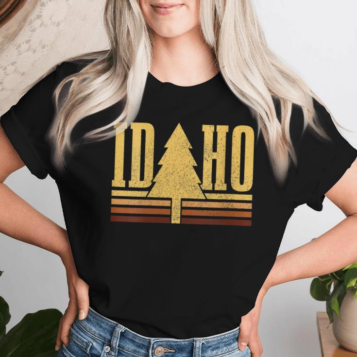 Idaho Vintage Tree State Pride Camping Hiking Idaho Women T-shirt Gifts for Her