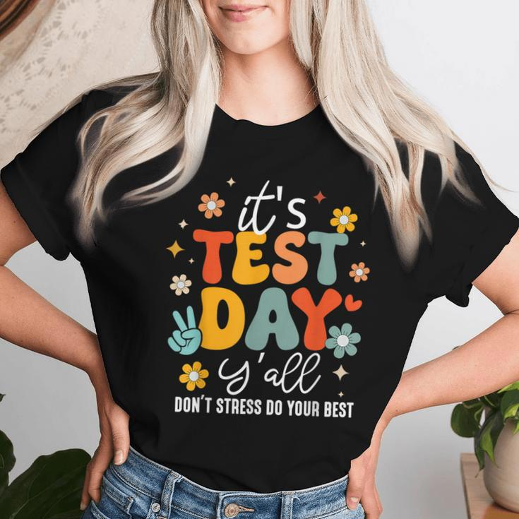 It's Test Day Y'all Groovy Testing Day Teacher Student Exam Women T-shirt Gifts for Her