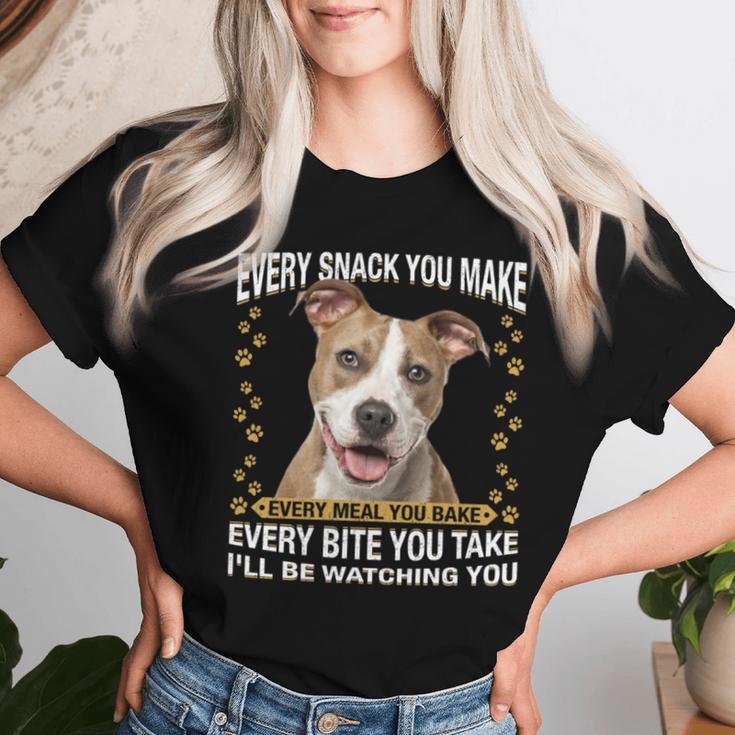 Jeder Snack Den Sie Machen Lustig Amstaff Hund Mama Hund Papa T-shirt Frauen Geschenke für Sie