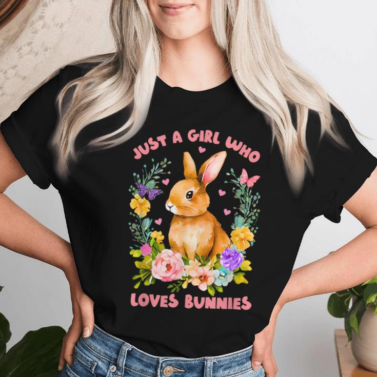 Just A Girl Who Loves Bunnies Easter Bunny Lover Women T-shirt Gifts for Her