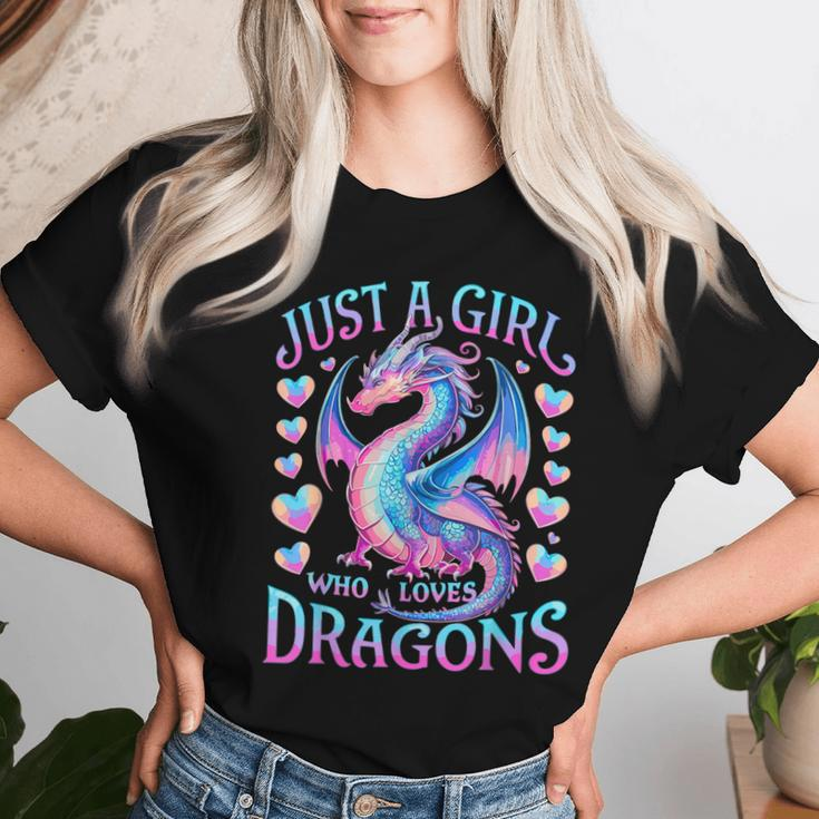 Just A Girl Who Loves Dragons Cute Dragon Women T-shirt Gifts for Her