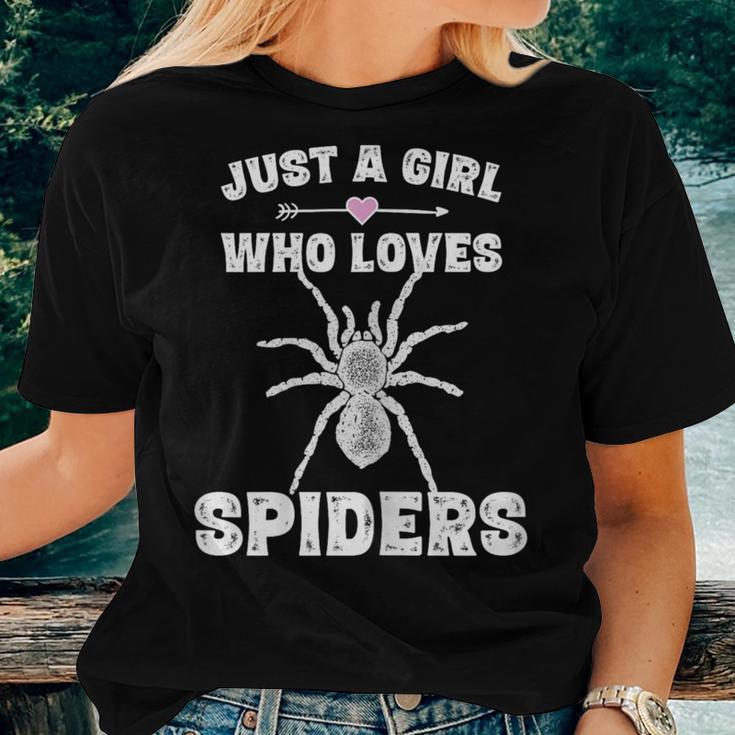 Just A Girl Who Loves Spiders Spider Girls Women T-shirt Gifts for Her