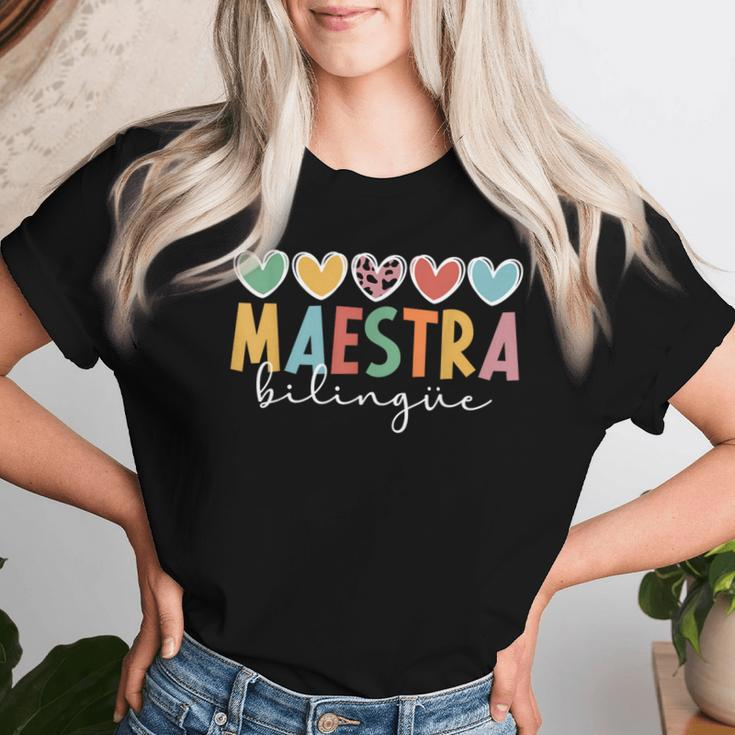Maestra Bilingue Hearts Maestra De Español Spanish Teacher Women T-shirt Gifts for Her