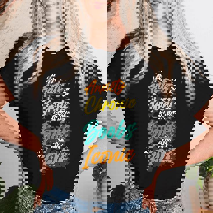 Mi Ansiedad Es Crónica Pero Estas Tetas Son Icónicas Divertidas Cuello Camiseta de mujer Regalos para ella