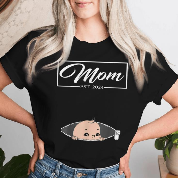 Mom Est 2024 Promoted To Mom 2024 Mother 2024 New Mom 2024 Women T-shirt Gifts for Her