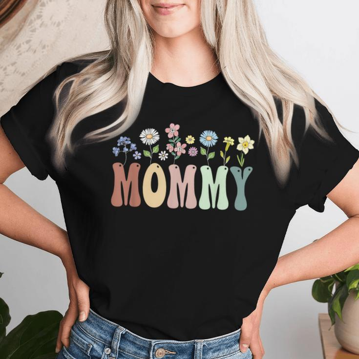 Mommy Wildflower Floral Mommy Women T-shirt Gifts for Her