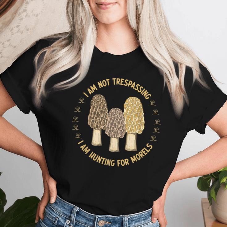 Mushroom Hunting Mycology Foraging Morel Mushroom Hunter Women T-shirt -  Monsterry
