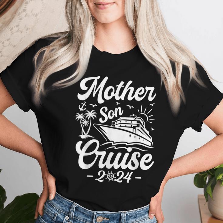 Mutter Sohn Kreuzfahrt 2024 Familie Mama Sohn Passende Urlaubsreise T-shirt Frauen Geschenke für Sie