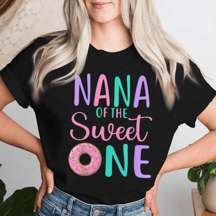 Nana Of The Sweet One Grandma 1St Birthday Girl Donut Party Women T-shirt Gifts for Her