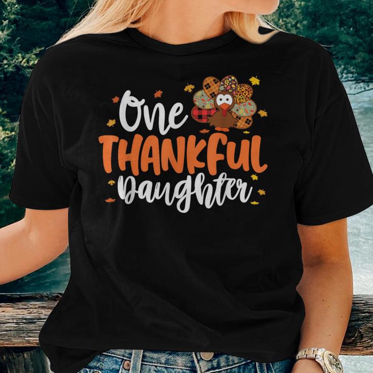 One Thankful Daughter Turkey Leopard Thanksgiving Family Women T-shirt Gifts for Her