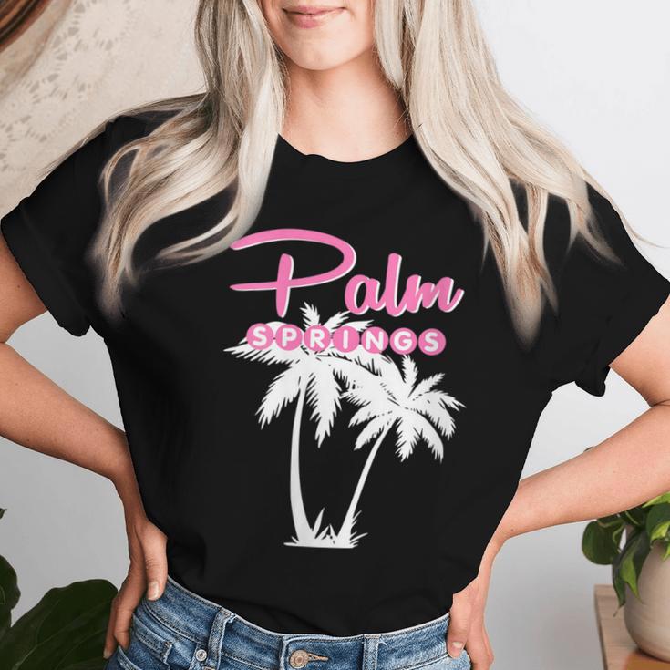 Palm Springs Retro Vintage California Palm Tree Women T-shirt Gifts for Her