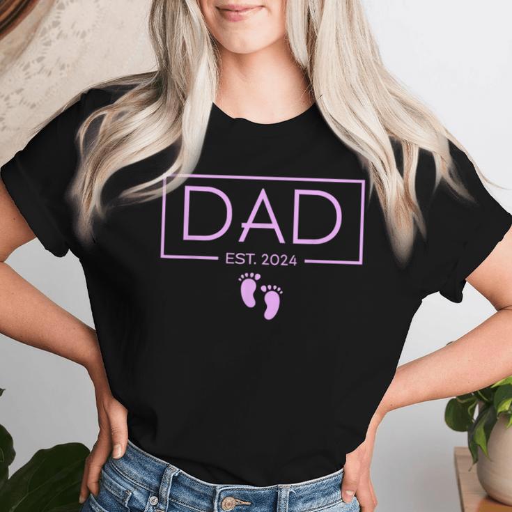 Papa Established Est 2024 Mädchen Neugeborenes Herren Neuer Papa T-shirt Frauen Geschenke für Sie