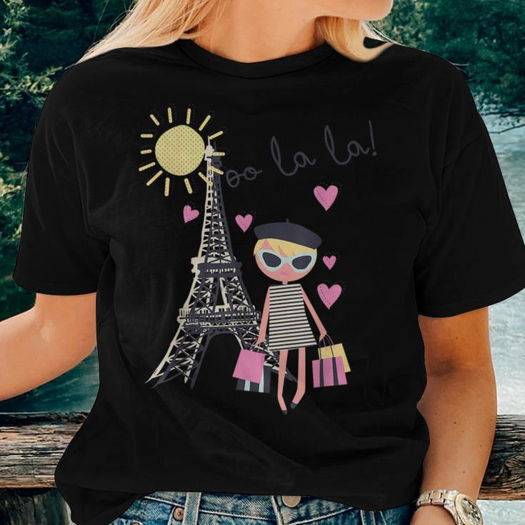 Paris France Eiffel Tower Retro Souvenir Girl Men Women T-shirt Gifts for Her